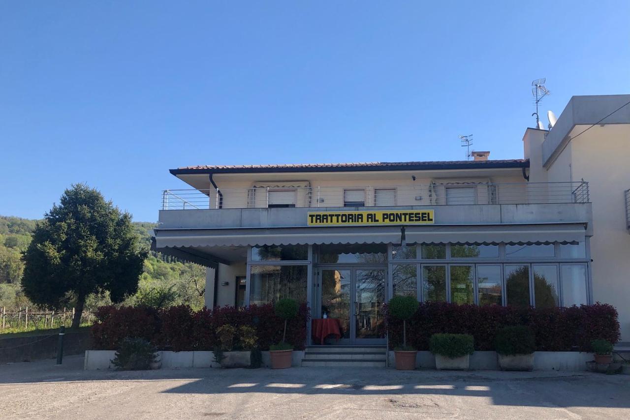 Hotel Al Pontesel Garda  Exteriér fotografie